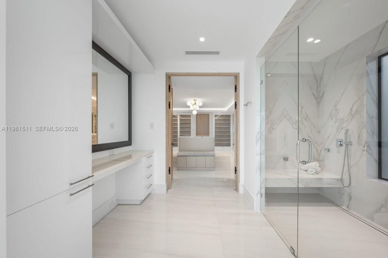 1107 Hillsboro Mile , Hillsboro Beach, FL 33062 Photo