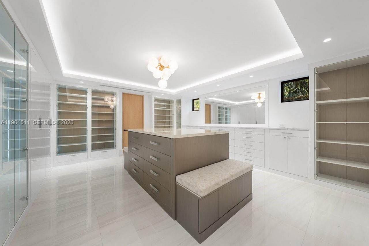 1107 Hillsboro Mile , Hillsboro Beach, FL 33062 Photo