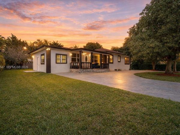 65 NW 118th St, Miami, FL 33168