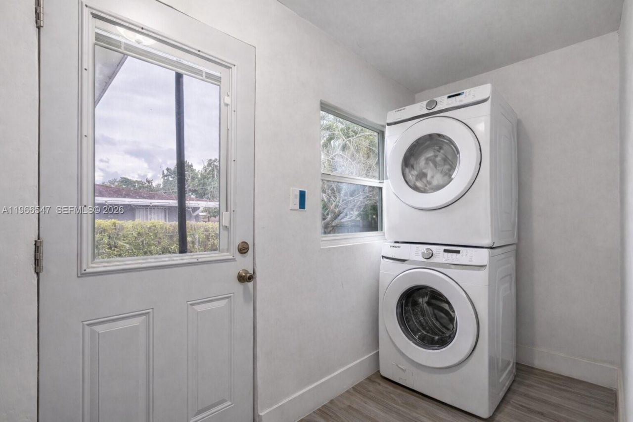 65 NW 118th St, Miami, FL 33168 Photo