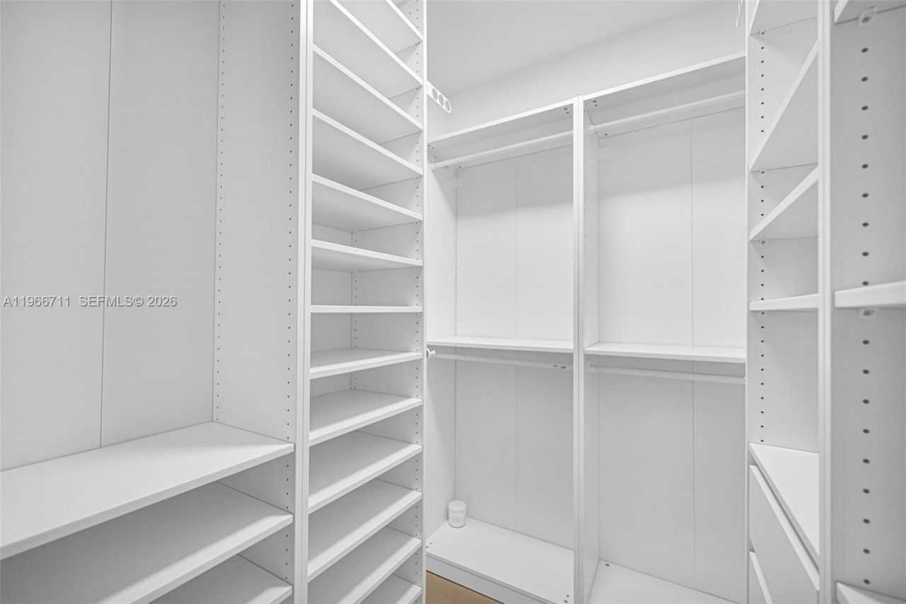 820 E Cypress Ln , Unit V-38, Pompano Beach, FL 33069 Photo