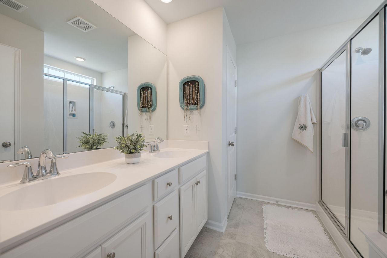 1310 Berry Grove Drive Photo 19