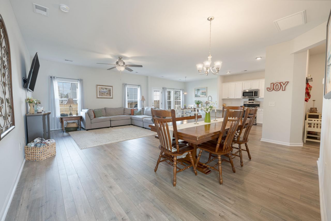 1310 Berry Grove Drive Photo 8