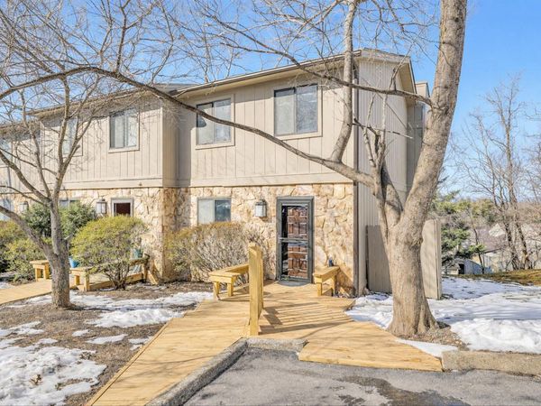 3387 Kelly LN, Roanoke, VA 24018