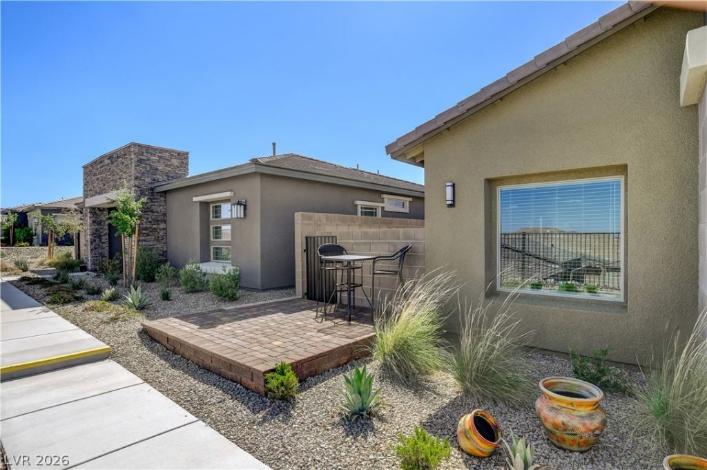 896 Regent Terrace Lane, Las Vegas, NV 89138 Main Photo