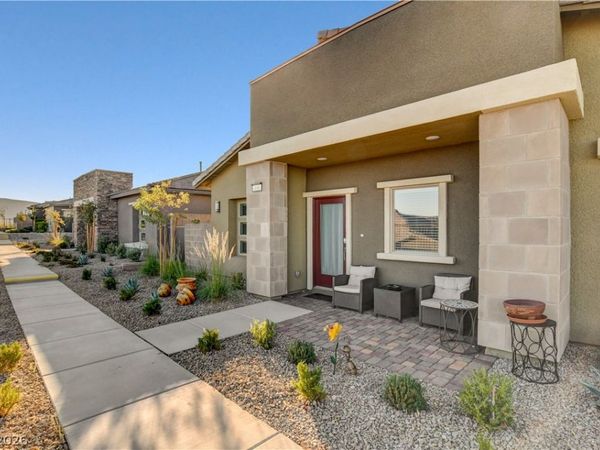 896 Regent Terrace Lane , Las Vegas, NV 89138