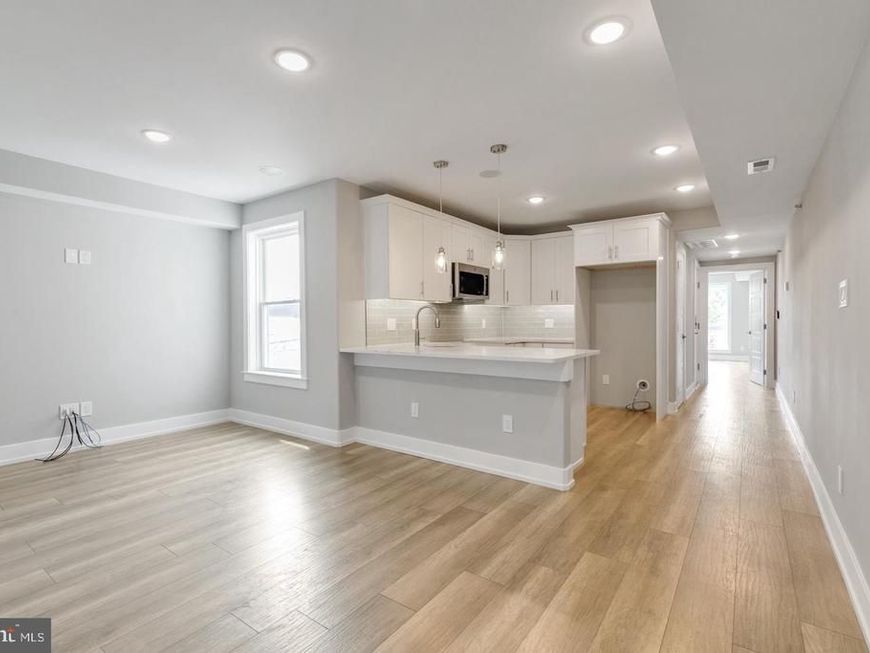 419 W Cumberland Street, Unit 1, Philadelphia, PA 19133 Main Photo