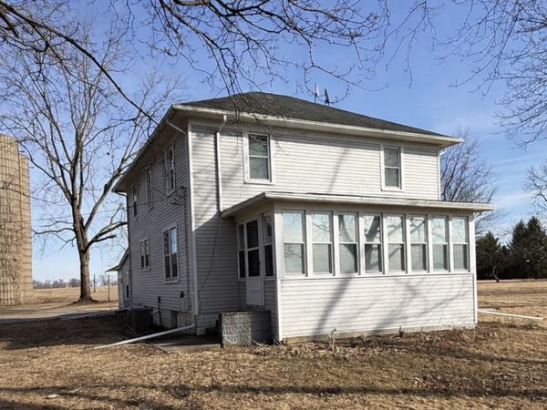 4799 Center Road, Rochelle, IL 61068