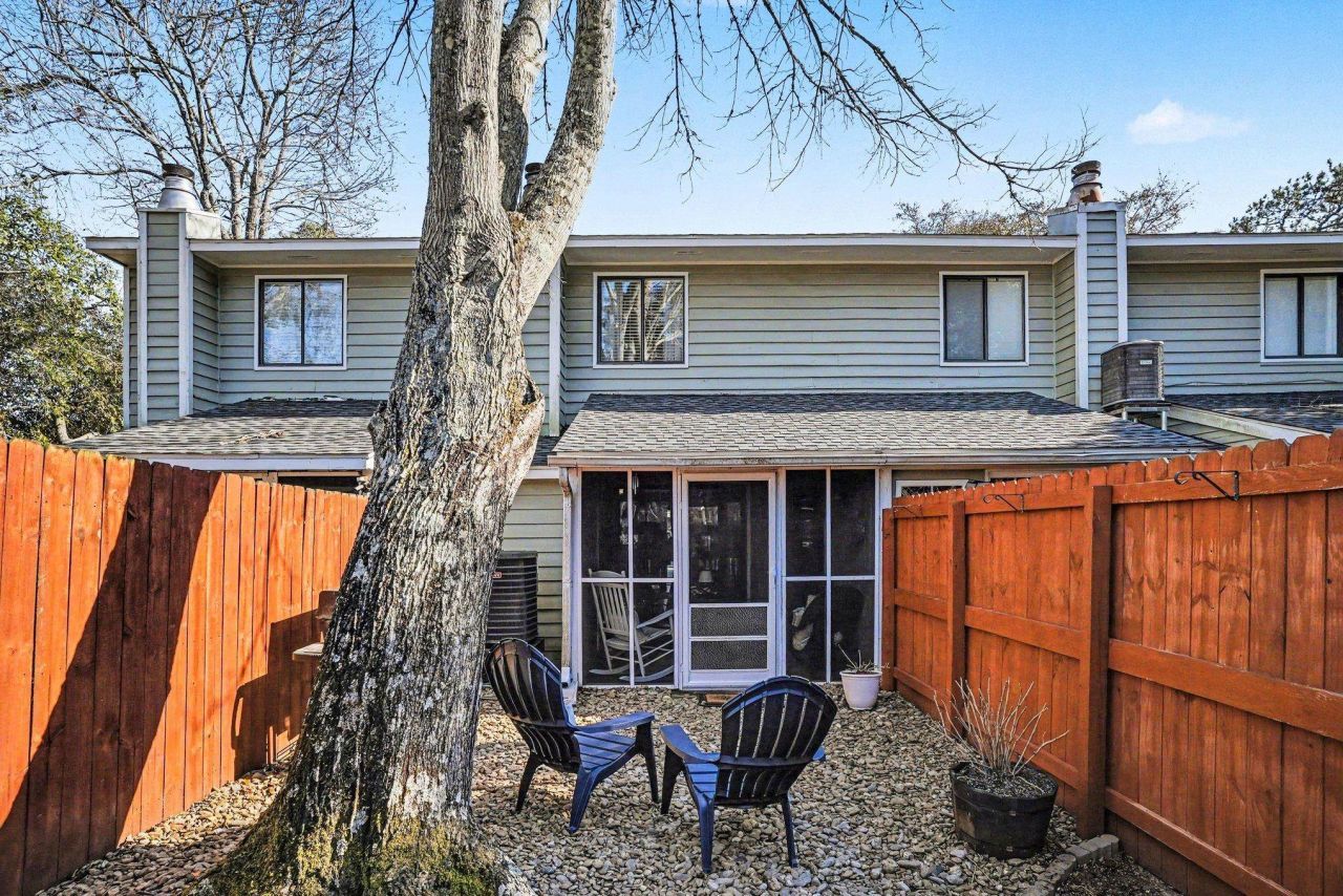 5137 Inlet Garden Ct. Photo 13