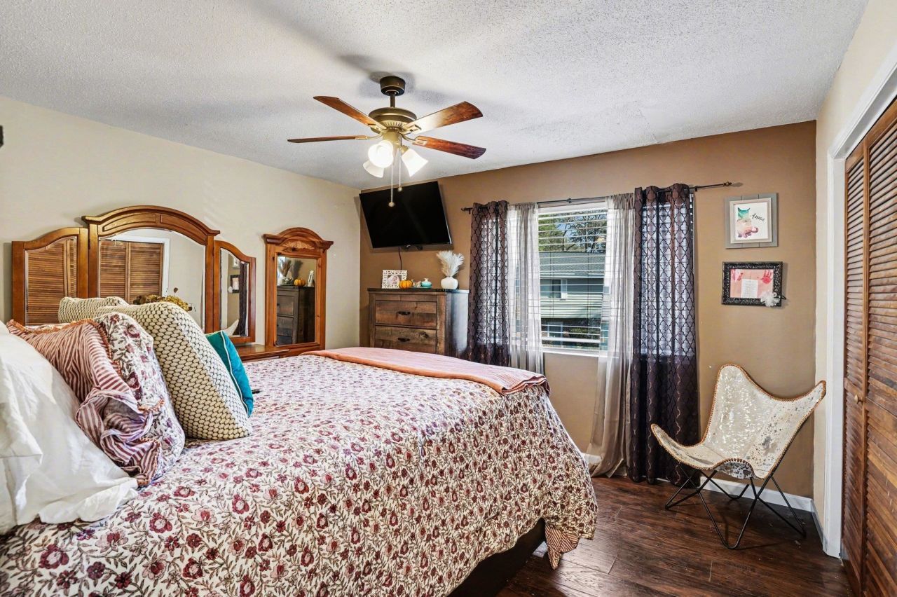 5137 Inlet Garden Ct. Photo 16