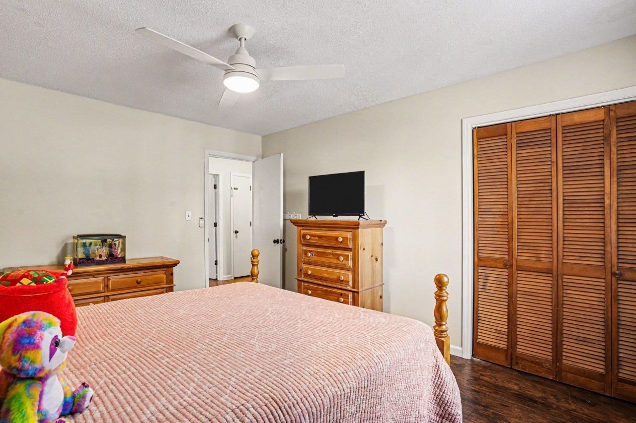 5137 Inlet Garden Ct. Photo 19