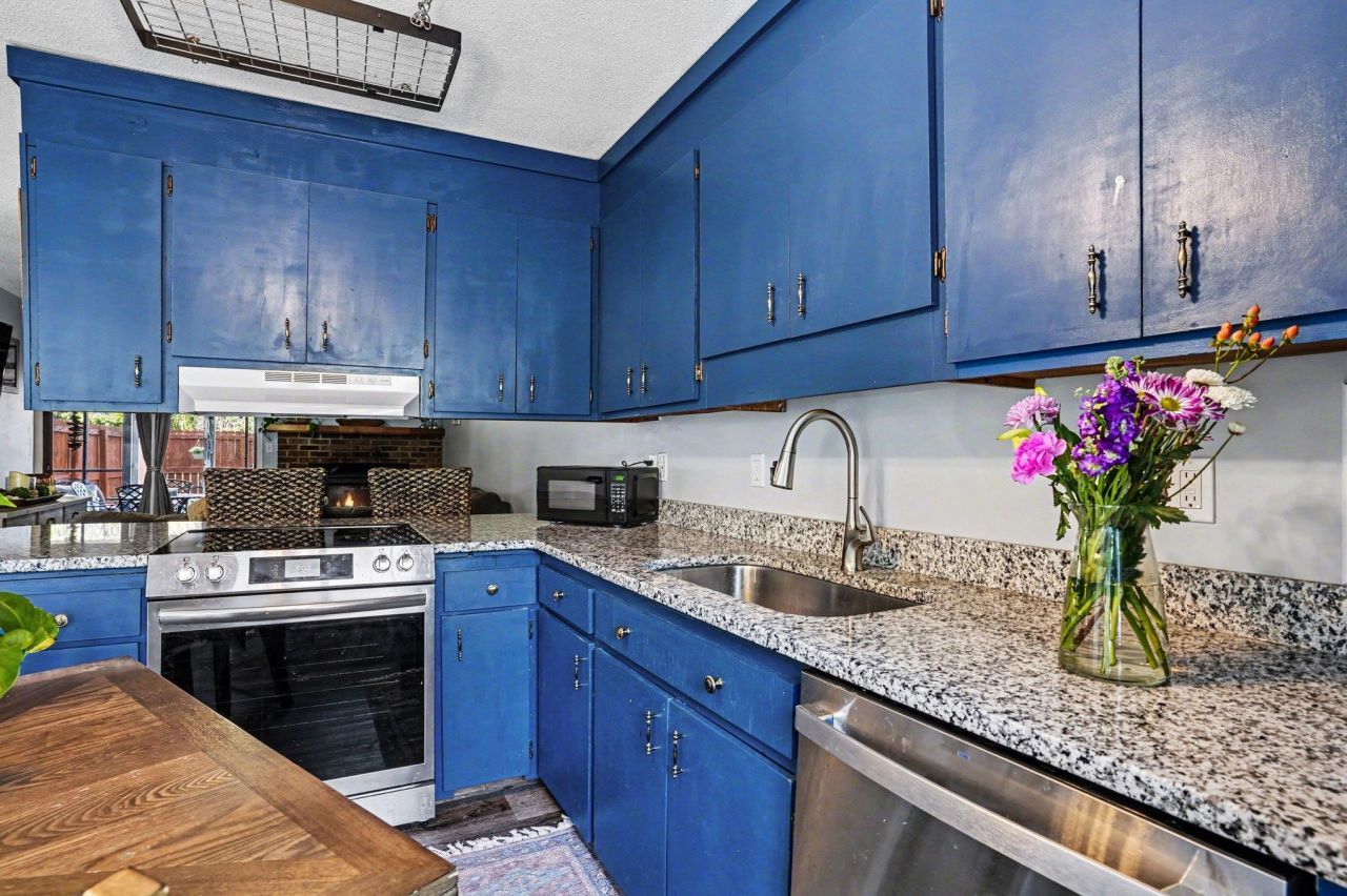 5137 Inlet Garden Ct.  Photo 9