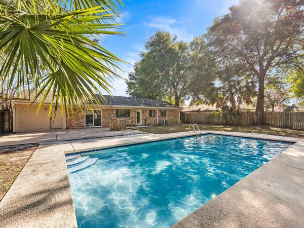 415 Main Street, Destin, FL 32541