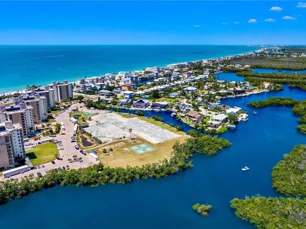 5900 Bonita Beach RD, Unit 1402, BONITA SPRINGS, FL 34134