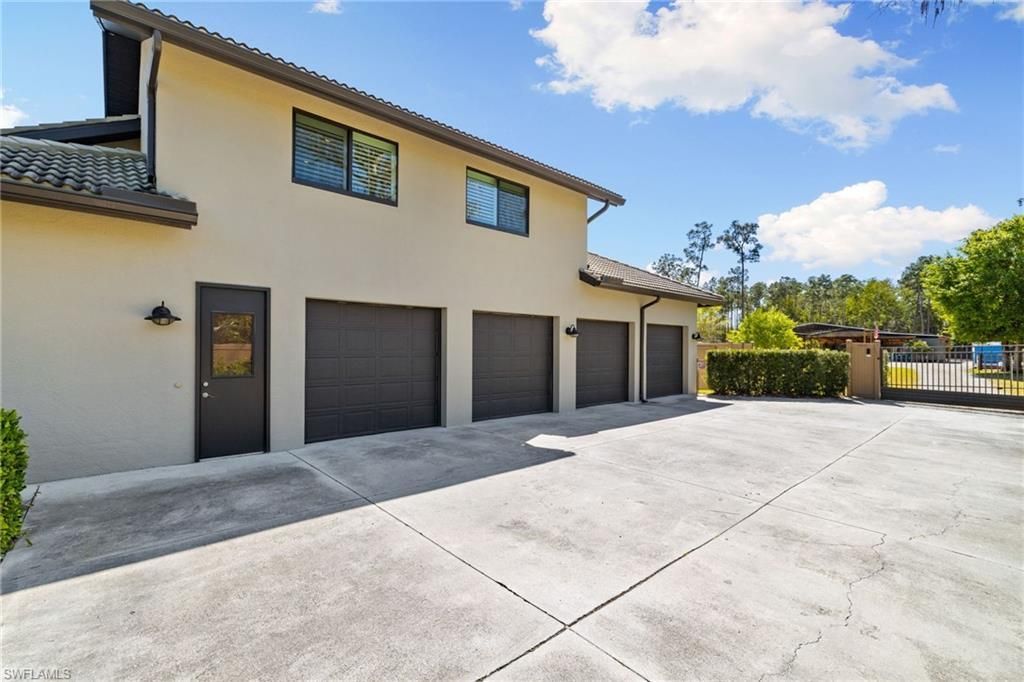 6610 Sable Ridge Ln, Naples, FL 34109 Photo