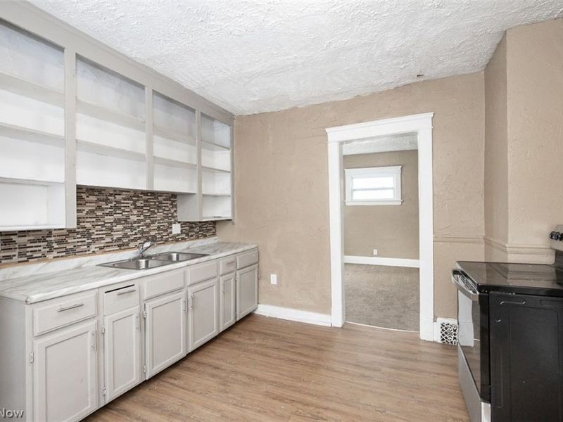 3372 E 145th Street, Cleveland, OH 44120 Photo 10