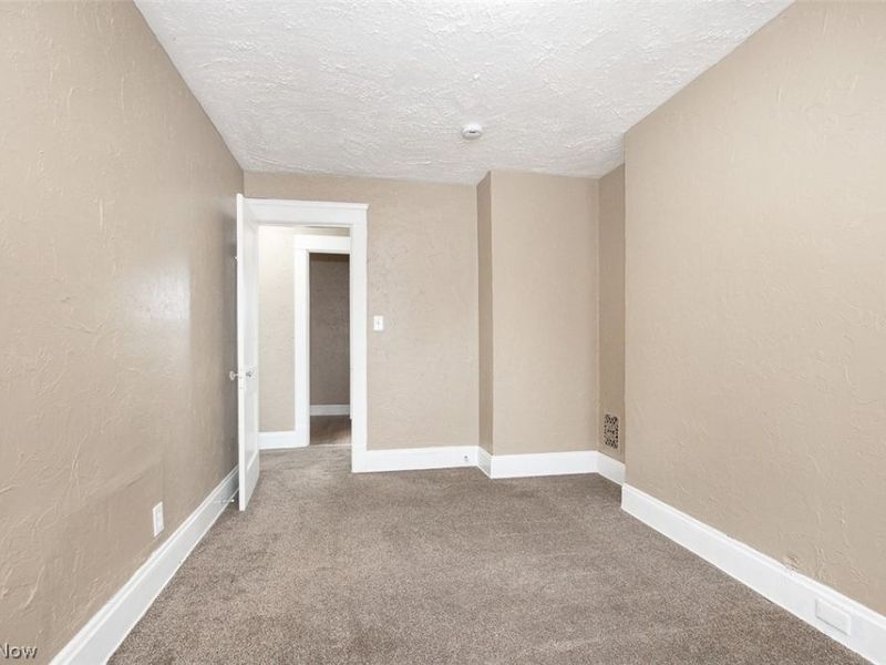 3372 E 145th Street, Cleveland, OH 44120 Photo 16