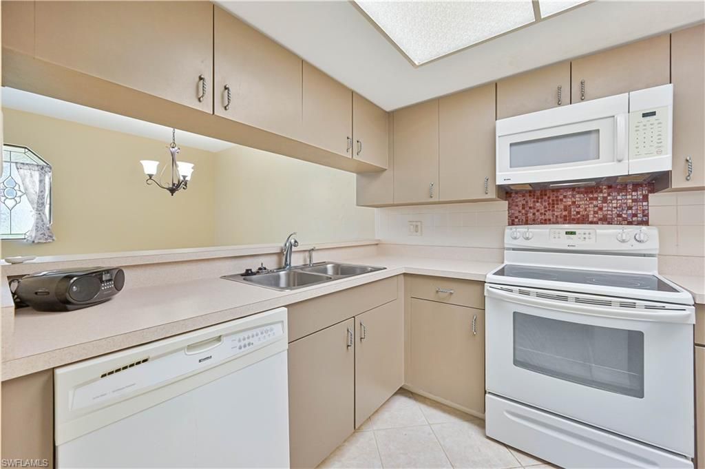 13220 Whitehaven Ln, Unit 1404, Fort Myers, FL 33966 Photo