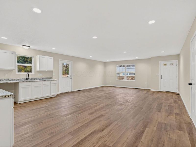 358 Elm Street, New Straitsville, OH 43766 Photo 10