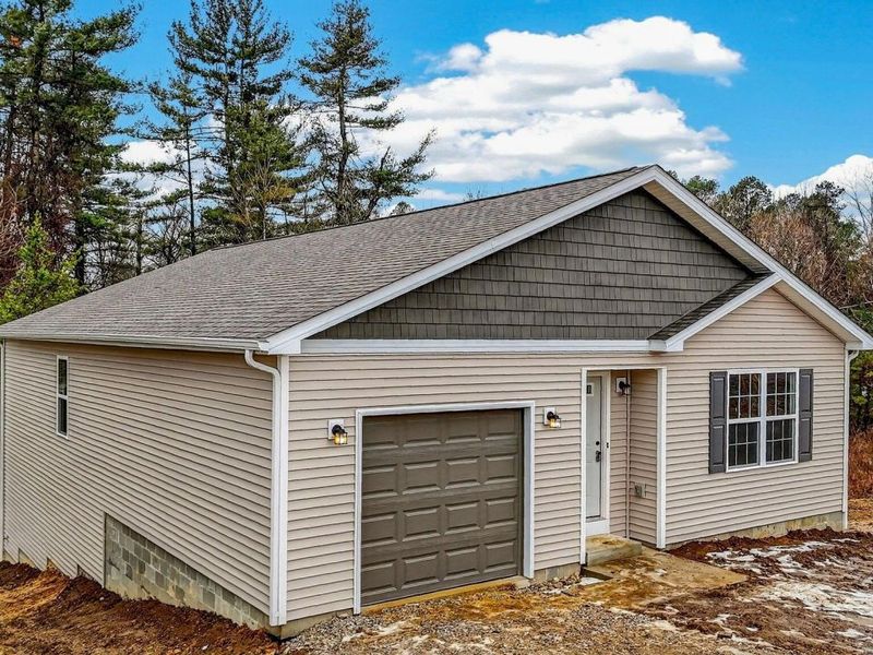 358 Elm Street , New Straitsville, OH 43766 Photo 4