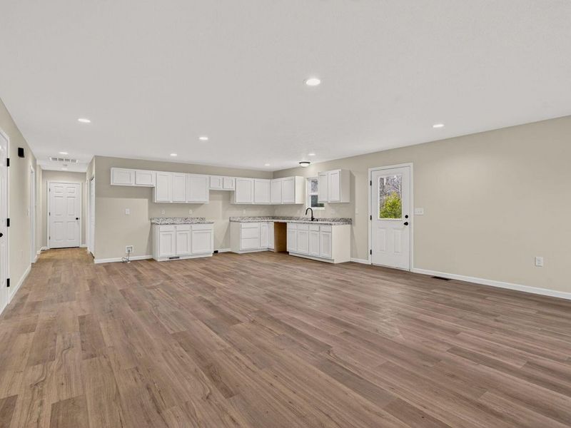 358 Elm Street, New Straitsville, OH 43766 Photo 8