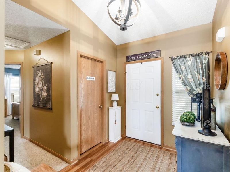 2385 Yagger Bay Drive, Hilliard, OH 43026 Photo 3