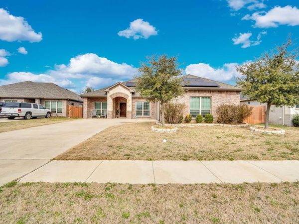 503 Woodhaven Drive, Waxahachie, TX 75165
