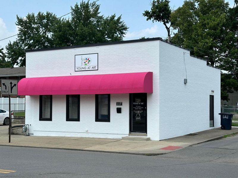 117 E 6th Avenue , Lancaster, OH 43130 Photo 4