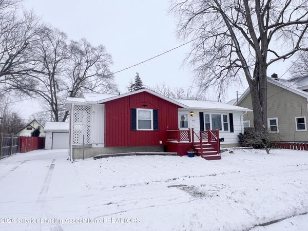 615 Broadway Avenue, Owosso, MI 48867