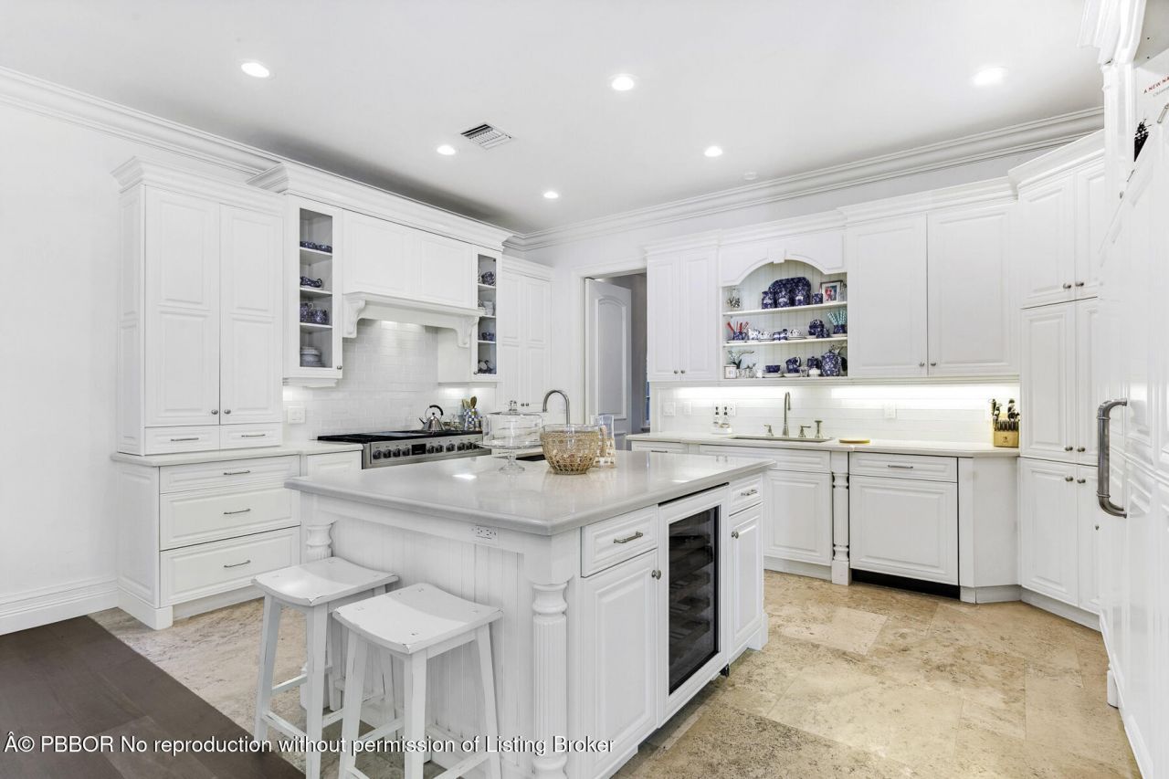 437 Chilean Avenue, Palm Beach, FL 33480 Photo