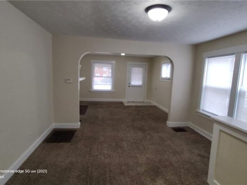 1516 S Smithville Road, Dayton, OH 45410 Photo 4