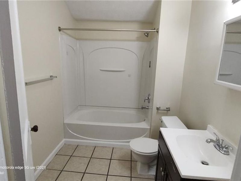 1516 S Smithville Road, Dayton, OH 45410 Photo 8