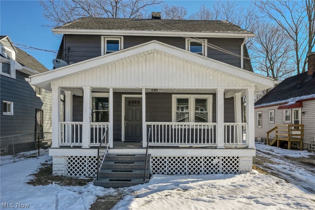 957 Mercer Avenue, Akron, OH 44320 Main Photo