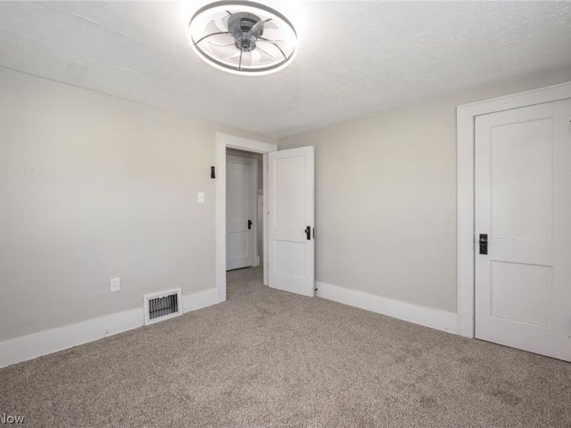 957 Mercer Avenue, Akron, OH 44320 Photo 21