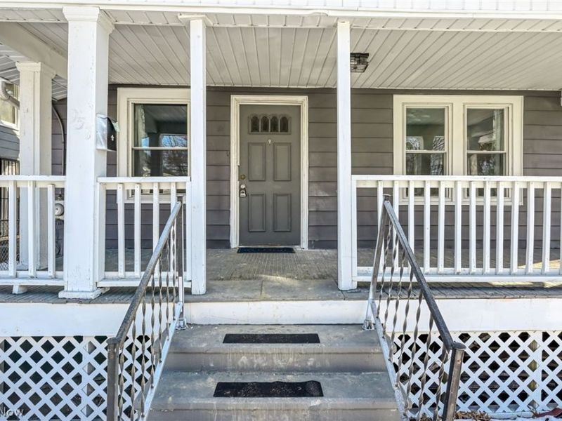 957 Mercer Avenue, Akron, OH 44320 Photo 5