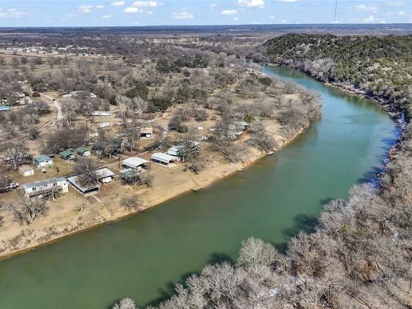 133 Chavez Trail, Weatherford, TX 76087