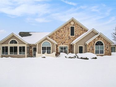 35 Maple Center Road, Hilton, NY 14468