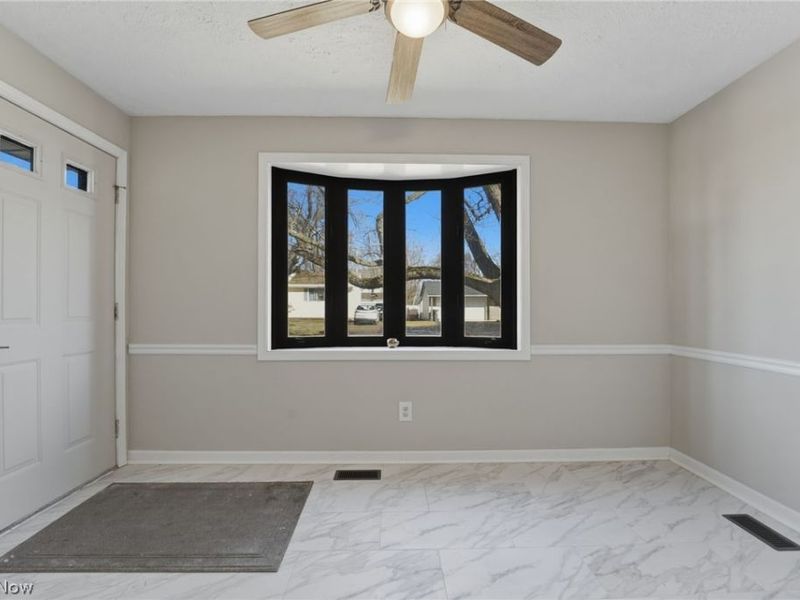 7366 Primrose Drive, Mentor on the Lake, OH 44060 Photo 17