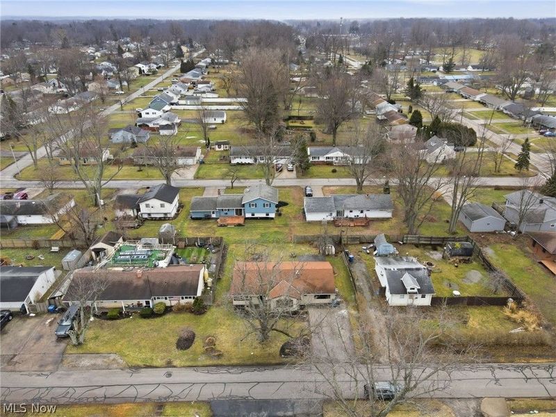 7366 Primrose Drive, Mentor on the Lake, OH 44060 Photo 5