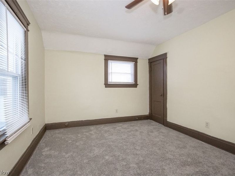 2887 E 112th Street, Cleveland, OH 44104 Photo 15