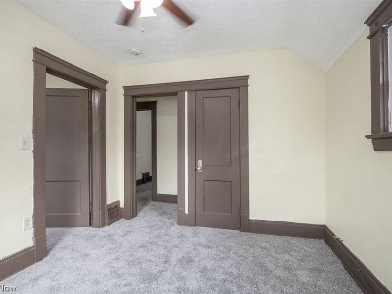 2887 E 112th Street, Cleveland, OH 44104 Photo 17