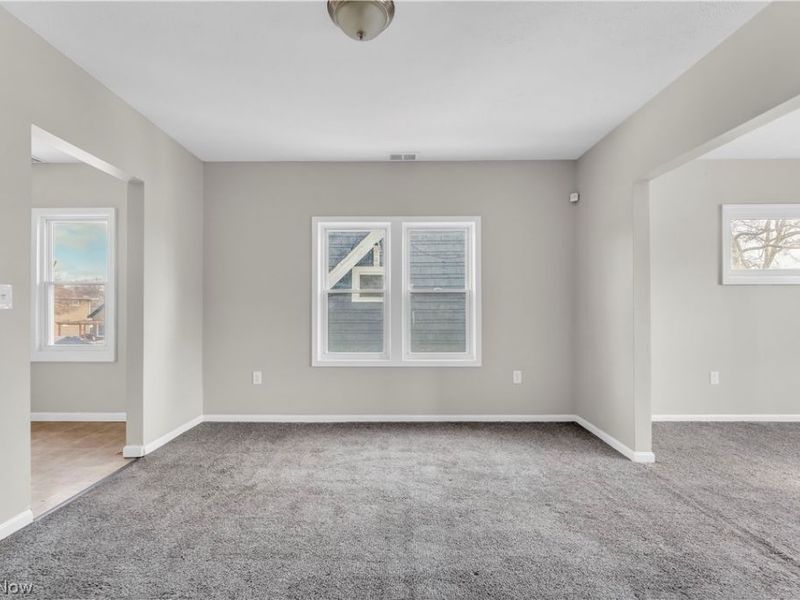 10222 Joan Avenue, Unit 10224/UP, Cleveland, OH 44111 Photo 7