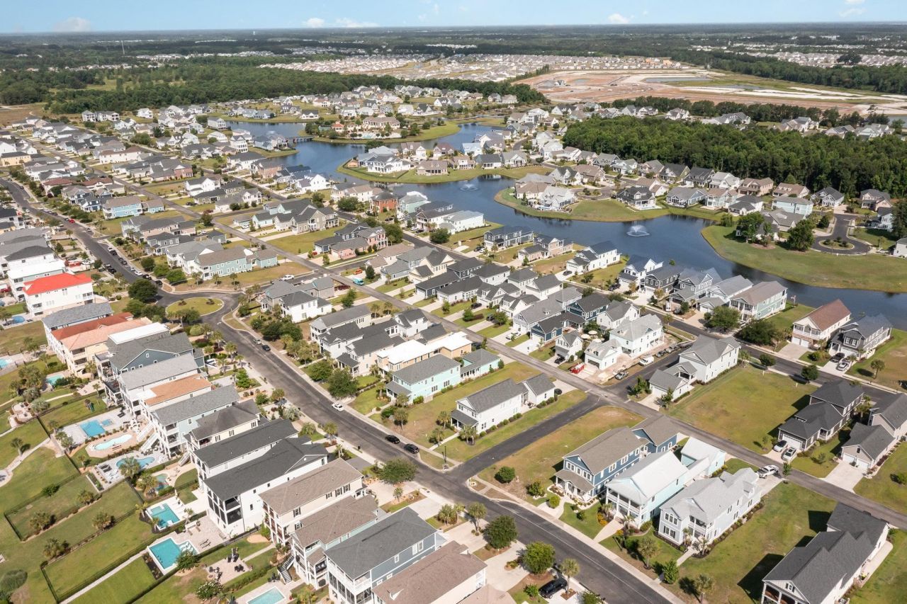 459 West Palms Dr.  Photo 12