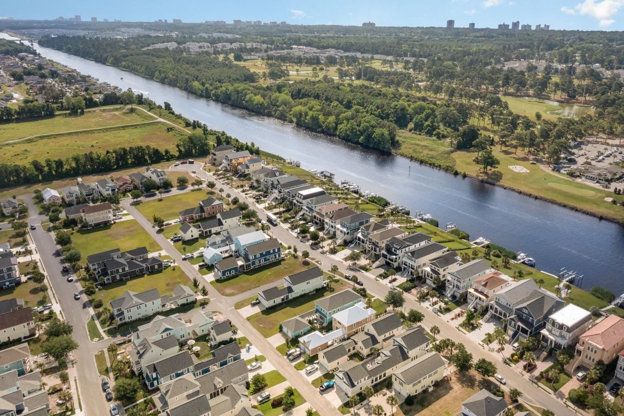 459 West Palms Dr.  Photo 7