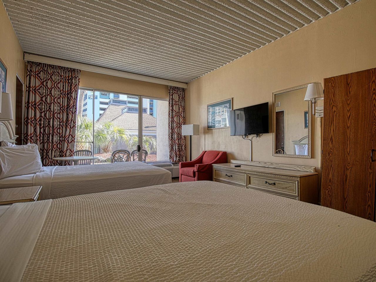 6803 N Ocean Blvd. N Photo 4