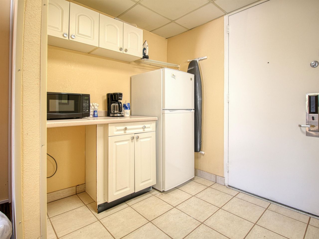 6803 N Ocean Blvd. N Photo 7