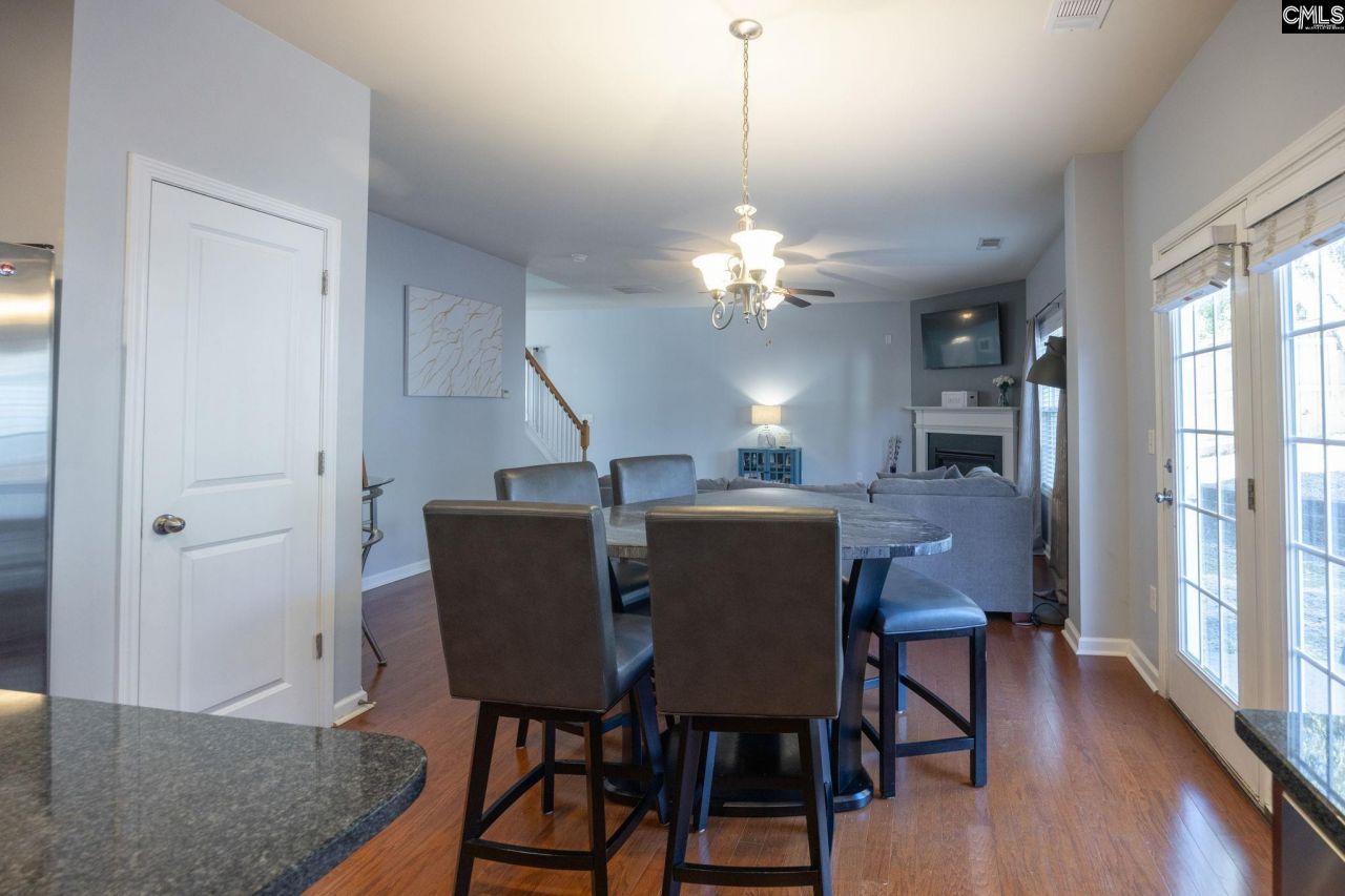 117 Loganberry Court Photo 12