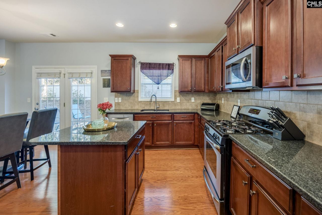 117 Loganberry Court Photo 17