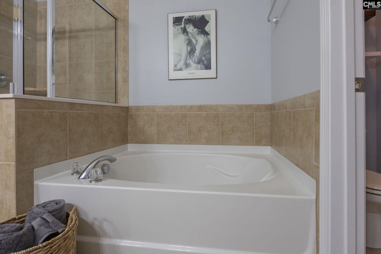 117 Loganberry Court Photo 30