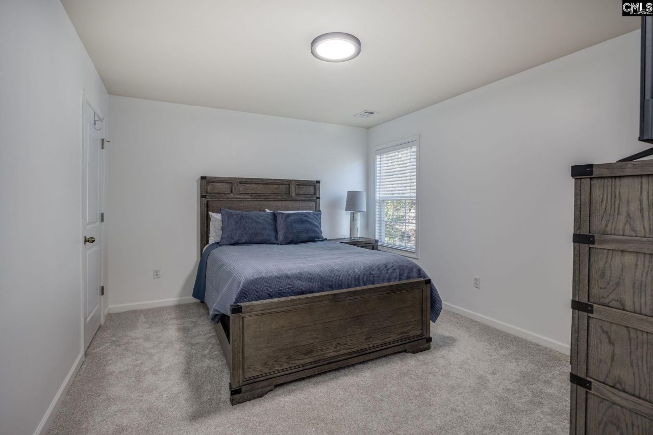 117 Loganberry Court Photo 35